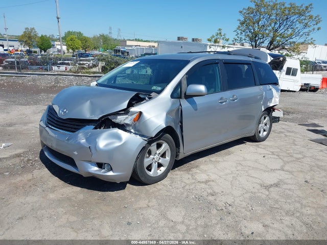 Продажа на аукционе авто 2012 Toyota Sienna Le V6 8 Passenger, vin: 5TDKK3DC2CS201540, номер лота: 44957869