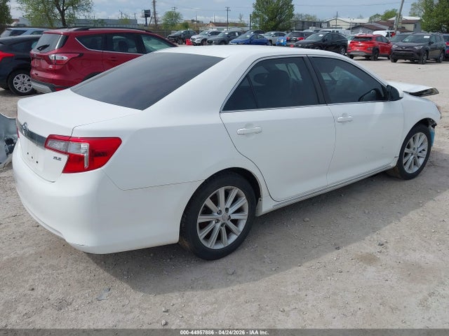 2013 Toyota Camry Xle მანქანა იყიდება აუქციონზე, vin: 4T4BF1FK1DR321793, აუქციონის ნომერი: 44957886
