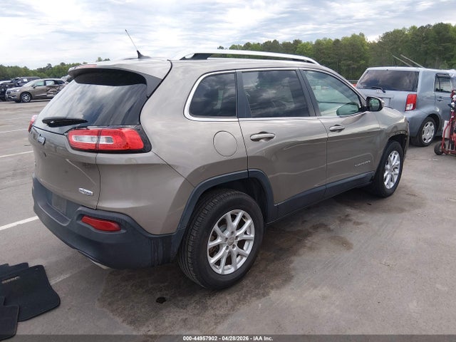 Продаж на аукціоні авто 2016 Jeep Cherokee Latitude, vin: 1C4PJMCS3GW253675, номер лоту: 44957902