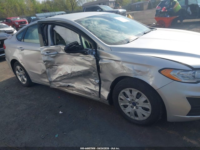 2019 Ford Fusion S მანქანა იყიდება აუქციონზე, vin: 3FA6P0G77KR226893, აუქციონის ნომერი: 44957906