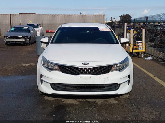 5XXGT4L32JG218556 KIA Optima Lx