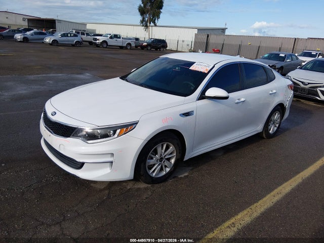 5XXGT4L32JG218556 KIA Optima Lx