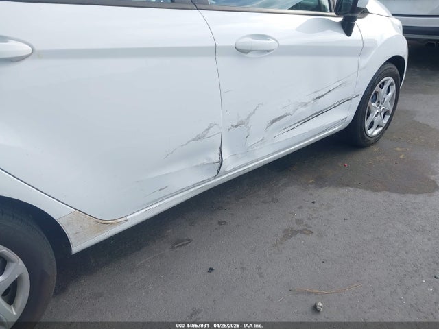 44957931 :رقم المزاد ، 3FADP4AJ7DM152670 vin ، 2013 Ford Fiesta S مزاد بيع