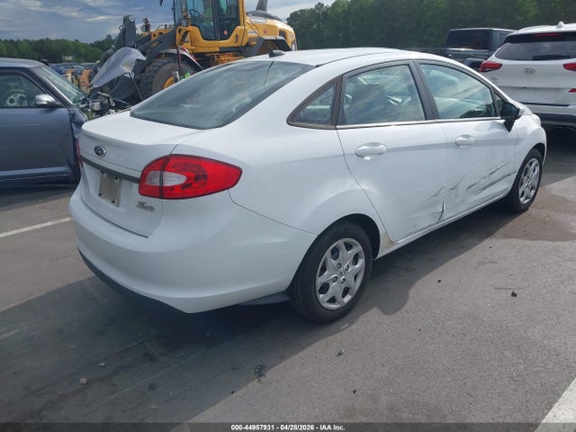 44957931 :رقم المزاد ، 3FADP4AJ7DM152670 vin ، 2013 Ford Fiesta S مزاد بيع