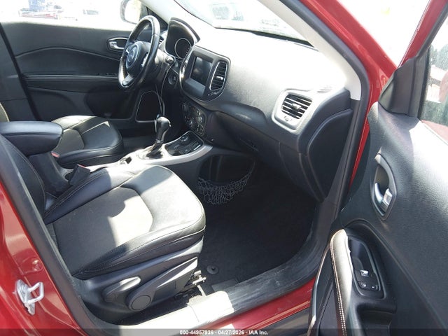 Продаж на аукціоні авто 2018 Jeep Compass Latitude 4x4, vin: 3C4NJDBB9JT397947, номер лоту: 44957936