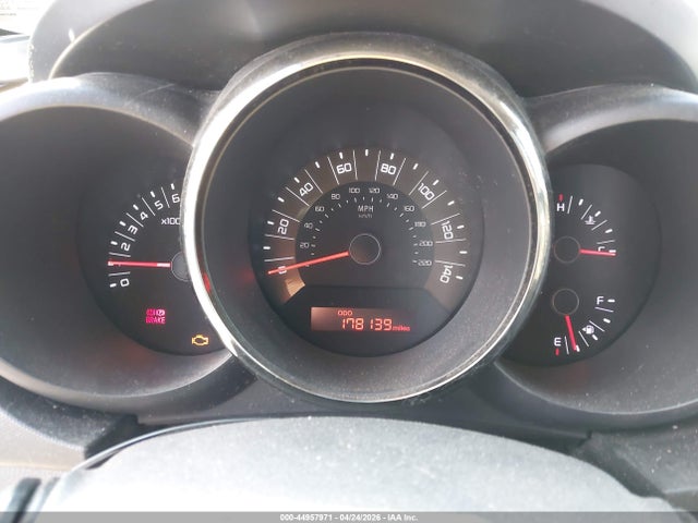 44957971 :رقم المزاد ، KNDJT2A29B7235661 vin ، 2011 Kia Soul + مزاد بيع