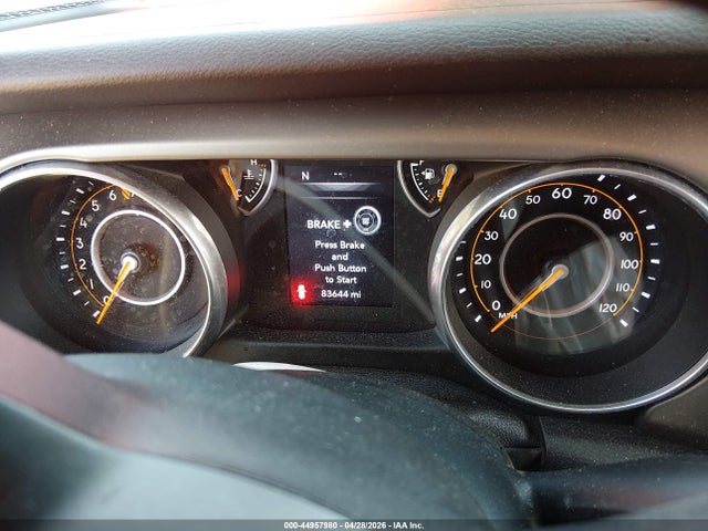 44957980 :رقم المزاد ، 1C4HJXDG4JW267365 vin ، 2018 Jeep Wrangler Unlimited Sport 4x4 مزاد بيع