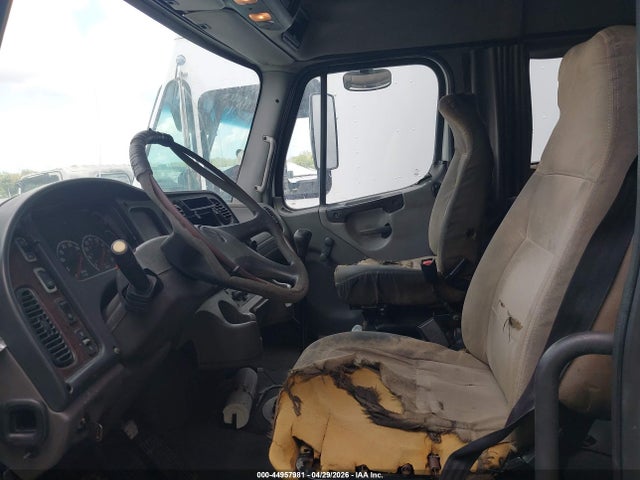 2005 Freightliner M2 106 Medium Duty მანქანა იყიდება აუქციონზე, vin: 1FVACWCS65HV43524, აუქციონის ნომერი: 44957981