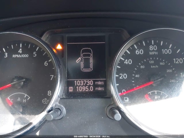 44957989 :رقم المزاد ، JN8AS5MV6BW682694 vin ، 2011 Nissan Rogue S مزاد بيع