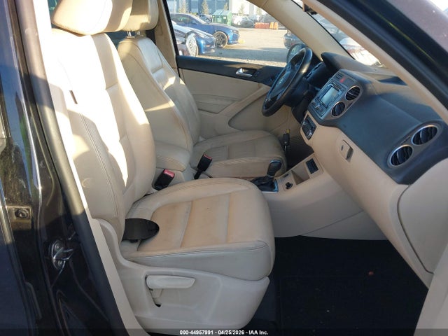 Продаж на аукціоні авто 2011 Volkswagen Tiguan Sel, vin: WVGBV7AX1BW510352, номер лоту: 44957991