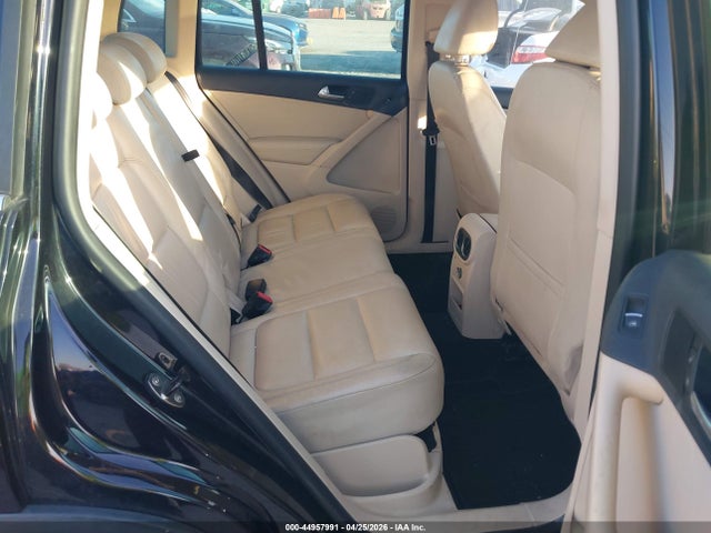 Продаж на аукціоні авто 2011 Volkswagen Tiguan Sel, vin: WVGBV7AX1BW510352, номер лоту: 44957991