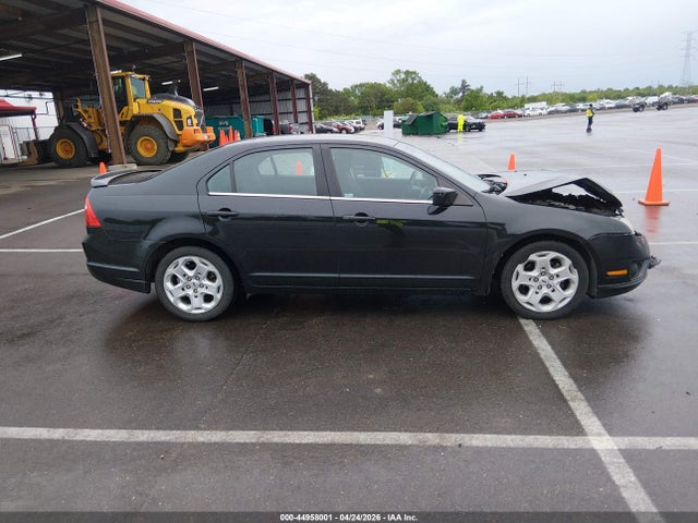 44958001 :رقم المزاد ، 3FAHP0HA9AR177407 vin ، 2010 Ford Fusion Se مزاد بيع