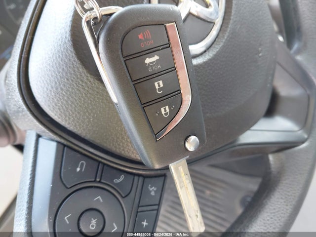 5YFB4MDEXRP213633 Toyota COROLLA LE
