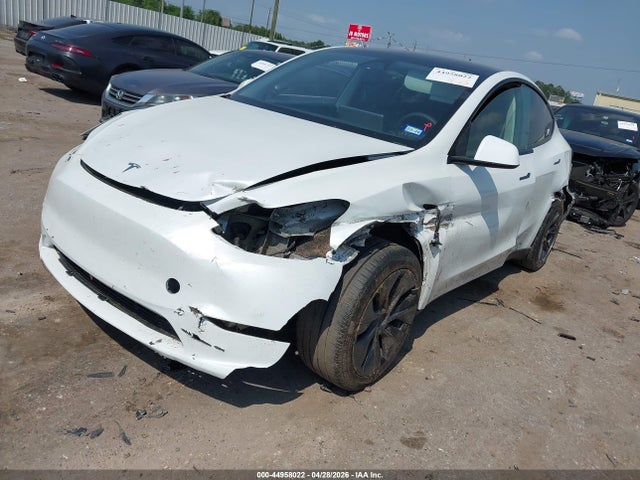 2025 Tesla Model Y Long Range Dual Motor All-wheel Drive მანქანა იყიდება აუქციონზე, vin: 7SAYGDEE8SA370093, აუქციონის ნომერი: 44958022