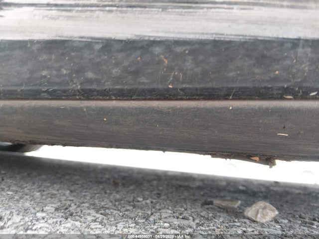 Продажа на аукционе авто 2023 Tesla Model 3 Performance Dual Motor All-wheel Drive, vin: 5YJ3E1EC5PF427807, номер лота: 44958031