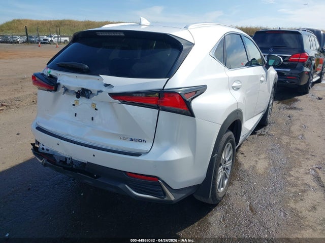 JTJDJRDZ4M5011813 Lexus NX 300H