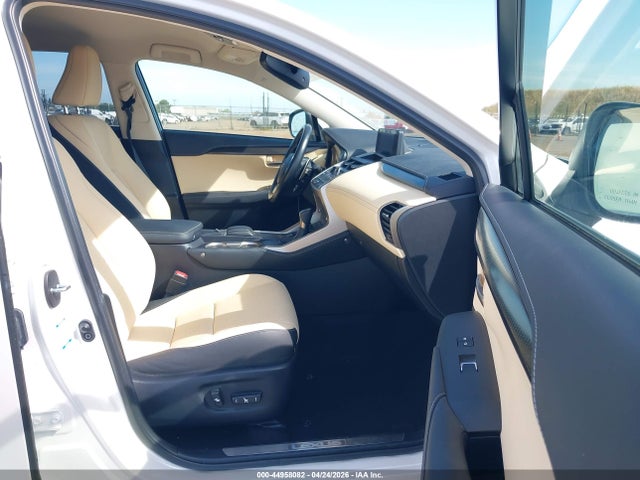 JTJDJRDZ4M5011813 Lexus NX 300H