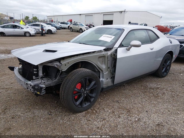 2020 Dodge Challenger Sxt Awd მანქანა იყიდება აუქციონზე, vin: 2C3CDZGG7LH220944, აუქციონის ნომერი: 44958088