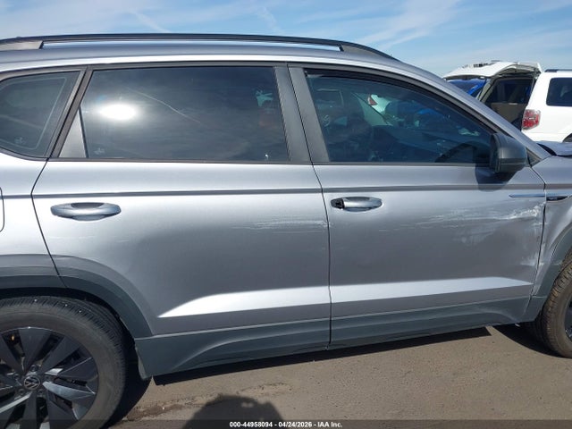 Продажа на аукционе авто 2023 Volkswagen Taos 1.5t S, vin: 3VVCX7B20PM382765, номер лота: 44958094