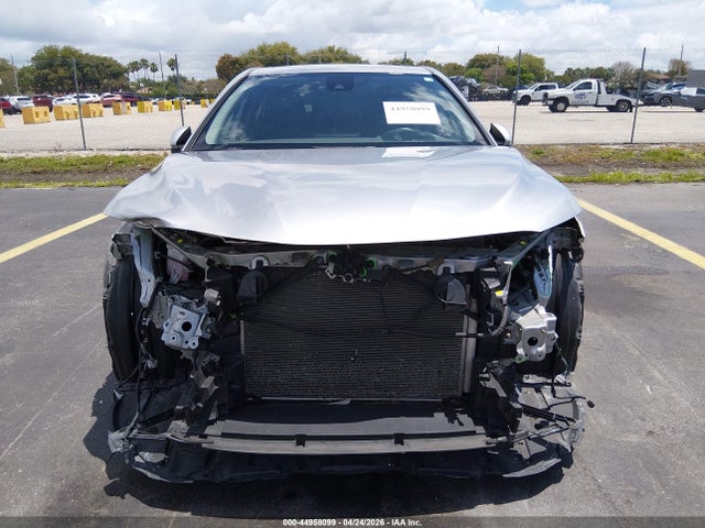 2022 Toyota Camry Se მანქანა იყიდება აუქციონზე, vin: 4T1G11AK5NU719032, აუქციონის ნომერი: 44958099