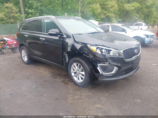 Продажа на аукционе авто 2017 Kia Sorento 2.4l Lx, vin: 5XYPG4A34HG258103, номер лота: 44958104