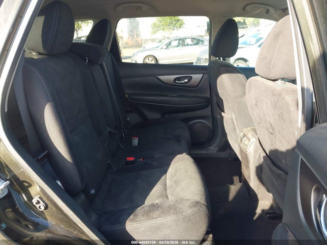 5N1AT2MM4GC868396 Nissan ROGUE SV