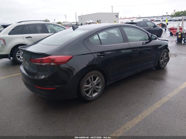 2018 Hyundai Elantra Value Edition მანქანა იყიდება აუქციონზე, vin: 5NPD84LF2JH277903, აუქციონის ნომერი: 44958146