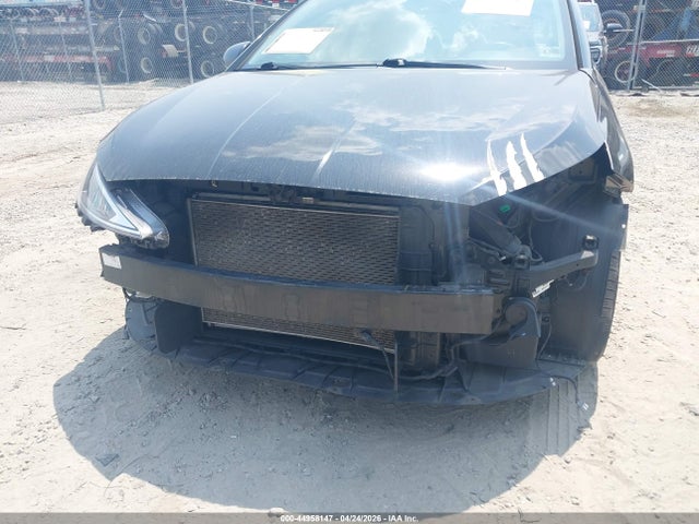 2020 Hyundai Elantra Sel მანქანა იყიდება აუქციონზე, vin: 5NPD84LF0LH620677, აუქციონის ნომერი: 44958147