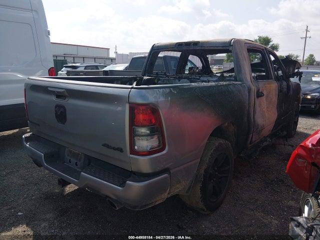 44958184 :رقم المزاد ، 1C6SRFFT6NN305300 vin ، 2022 Ram 1500 Big Horn  4x4 5'7 Box مزاد بيع