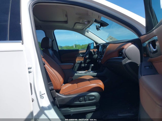 1GNEVJKWXKJ233791 Chevrolet Traverse High Country