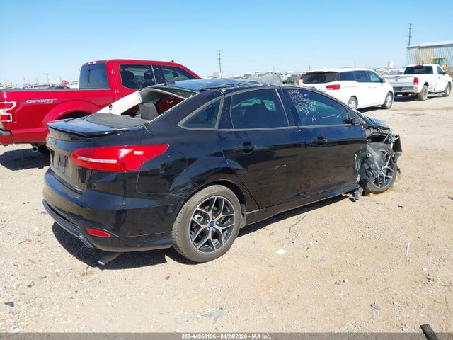 Ford FOCUS SE 2016 1FADP3F29GL252948 Image 4
