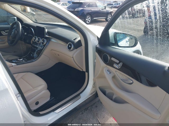 Продаж на аукціоні авто 2018 Mercedes-benz Glc 300, vin: WDC0G4JB7JV098350, номер лоту: 44958212
