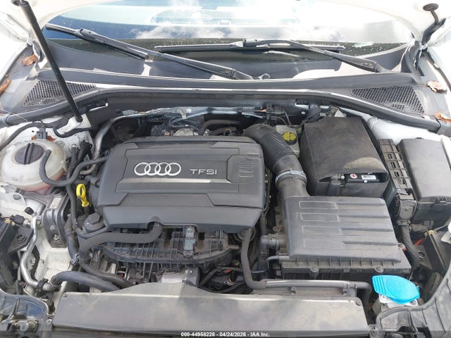 44958228 :رقم المزاد ، WAUA7GFF0G1072452 vin ، 2016 Audi A3 1.8t Premium مزاد بيع