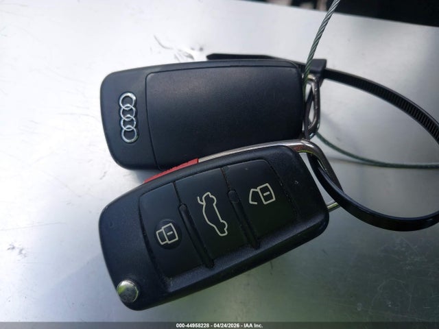 44958228 :رقم المزاد ، WAUA7GFF0G1072452 vin ، 2016 Audi A3 1.8t Premium مزاد بيع