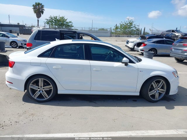 44958228 :رقم المزاد ، WAUA7GFF0G1072452 vin ، 2016 Audi A3 1.8t Premium مزاد بيع