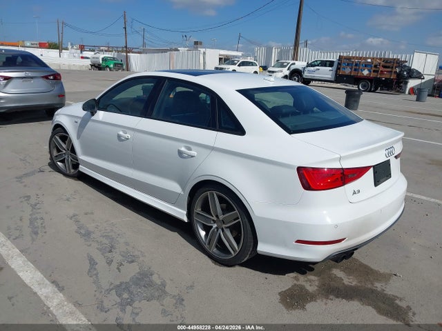 44958228 :رقم المزاد ، WAUA7GFF0G1072452 vin ، 2016 Audi A3 1.8t Premium مزاد بيع