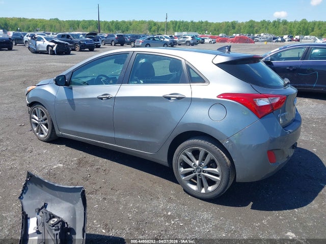 Продаж на аукціоні авто 2017 Hyundai Elantra Gt, vin: KMHD35LH3HU358233, номер лоту: 44958252