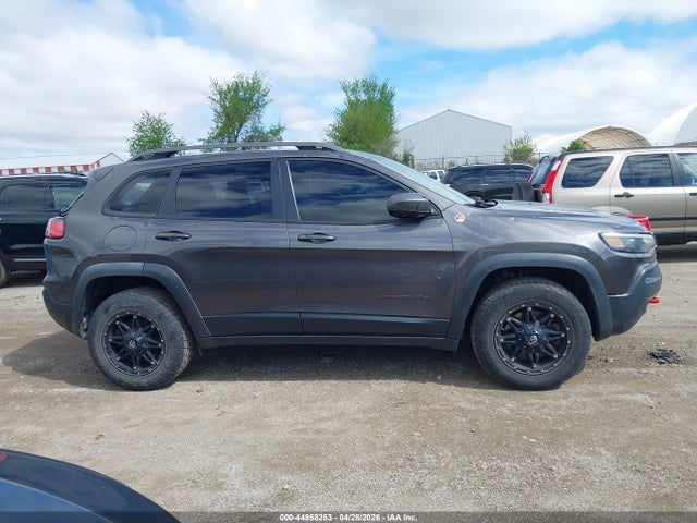Продажа на аукционе авто 2019 Jeep Cherokee Trailhawk 4x4, vin: 1C4PJMBN5KD163198, номер лота: 44958253