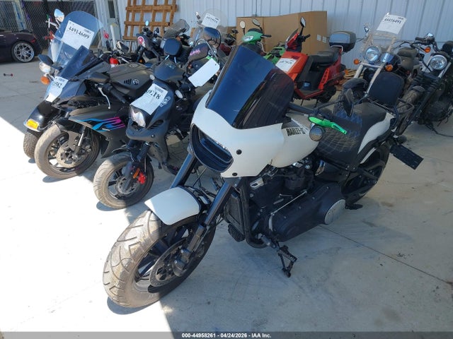 Harley-Davidson Fxfb Fat Bob 2018 1HD1YKJ15JC069524 Image 2