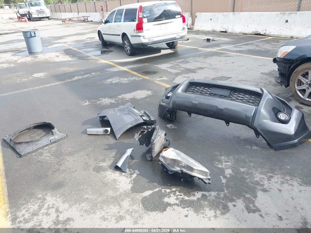 Toyota 4RUNNER SR5 2023 JTEEU5JR0P5302823 Image 28