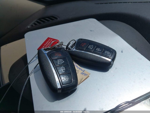 Auction sale of the 2018 Hyundai Santa Fe Sport 2.4l, vin: 5XYZUDLB0JG515320, lot number: 44958359