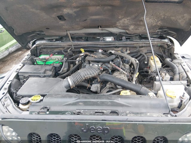 2010 Jeep Wrangler Unlimited Sahara მანქანა იყიდება აუქციონზე, vin: 1J4HA5H18AL159143, აუქციონის ნომერი: 44958366