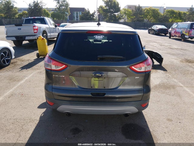 1FMCU0G73GUA21914 Ford ESCAPE SE