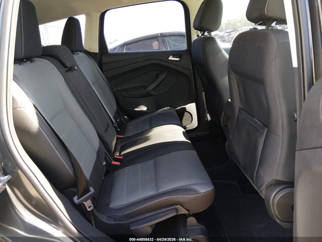 1FMCU0G73GUA21914 Ford ESCAPE SE