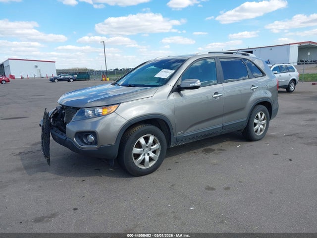 44958482 :رقم المزاد ، 5XYKTDA29DG310882 vin ، 2013 Kia Sorento Lx V6 مزاد بيع
