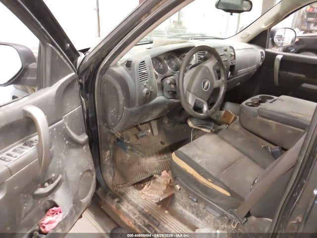 44958494 :رقم المزاد ، 1GCPKSE37BF235664 vin ، 2011 Chevrolet Silverado 1500 Lt مزاد بيع