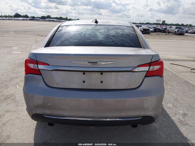 2013 Chrysler 200 Limited მანქანა იყიდება აუქციონზე, vin: 1C3CCBCG4DN759806, აუქციონის ნომერი: 44958497