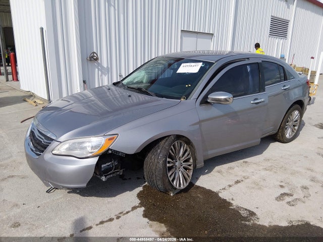 2013 Chrysler 200 Limited მანქანა იყიდება აუქციონზე, vin: 1C3CCBCG4DN759806, აუქციონის ნომერი: 44958497