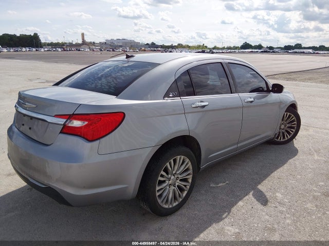 2013 Chrysler 200 Limited მანქანა იყიდება აუქციონზე, vin: 1C3CCBCG4DN759806, აუქციონის ნომერი: 44958497