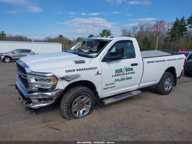 3C6MR5AL9KG554205 RAM 2500 Tradesman 4x4 8&#039; Box